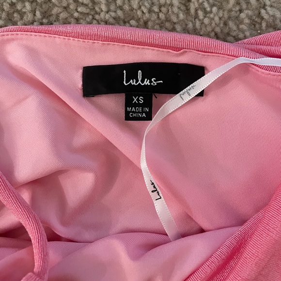 Lulu’s hot pink mini dress - Picture 2 of 3